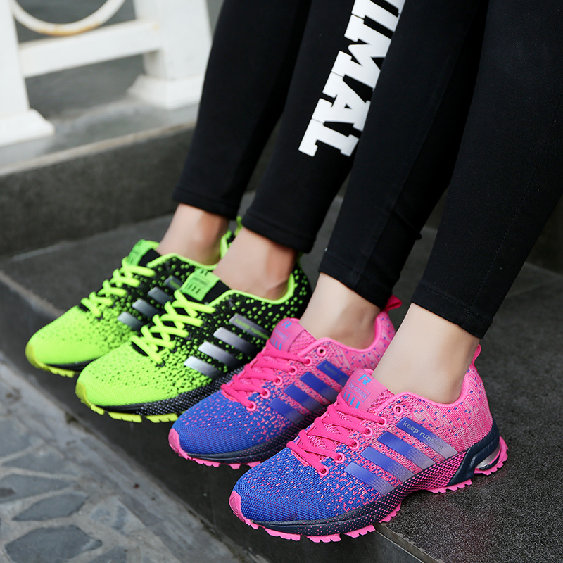 Hot Sale Green Running Shoes U - огляд і ціна Sports Equipment Resale